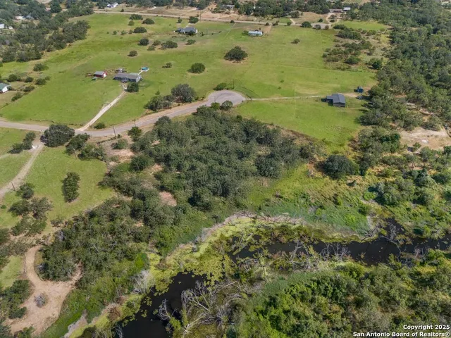 $200,000 | 200 Lolita Drive, Lytle, TX 78052