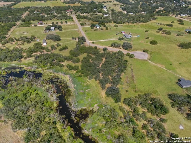 $200,000 | 200 Lolita Drive, Lytle, TX 78052