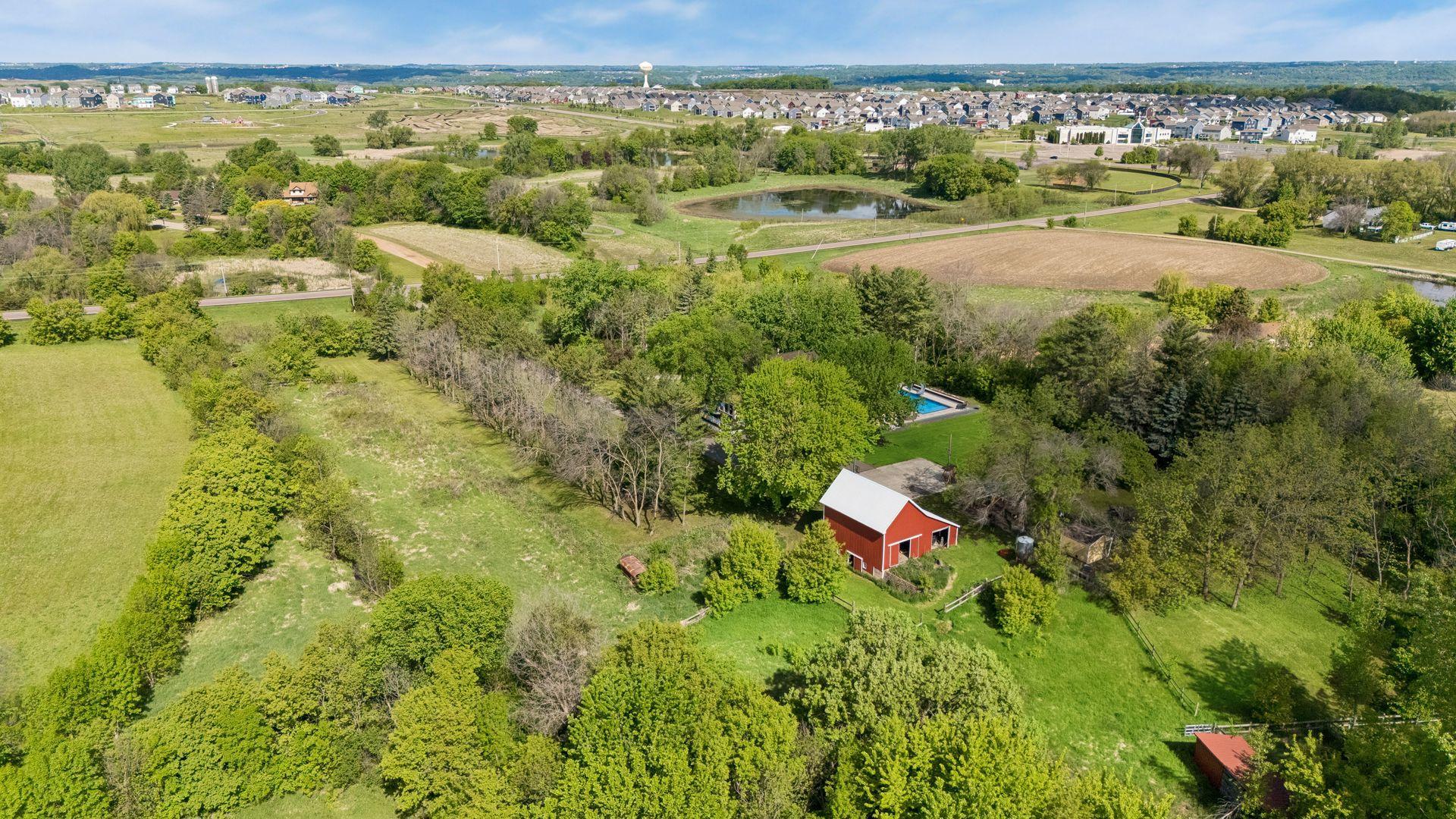 13305 Marystown Road Shakopee, MN 55379 - Photo 9 of 36