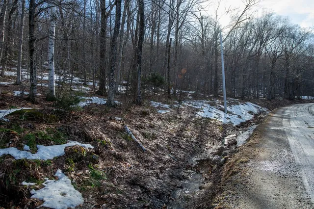 $298,500 | 69 Benson Fuller Drive, Unit 29, Winhall, VT 05340