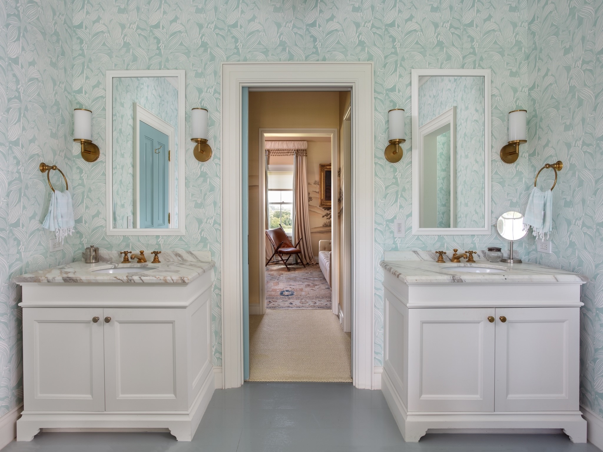 2228 Center Hill Road Bellville, TX 77418 - Photo 13 of 50 Primary bathroom with double vanities, soaking tub, and separate shower.