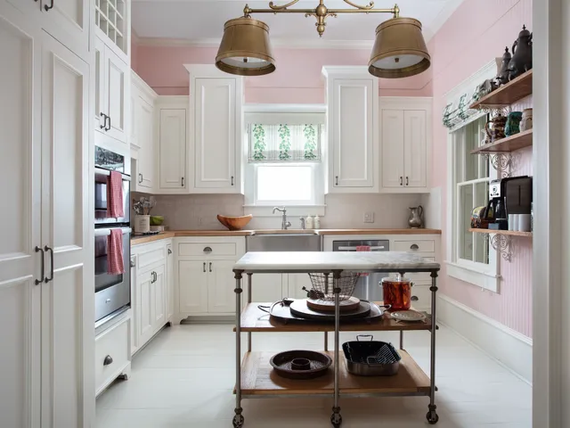 $29,000,000 | 2228 Center Hill Road, Bellville, TX 77418