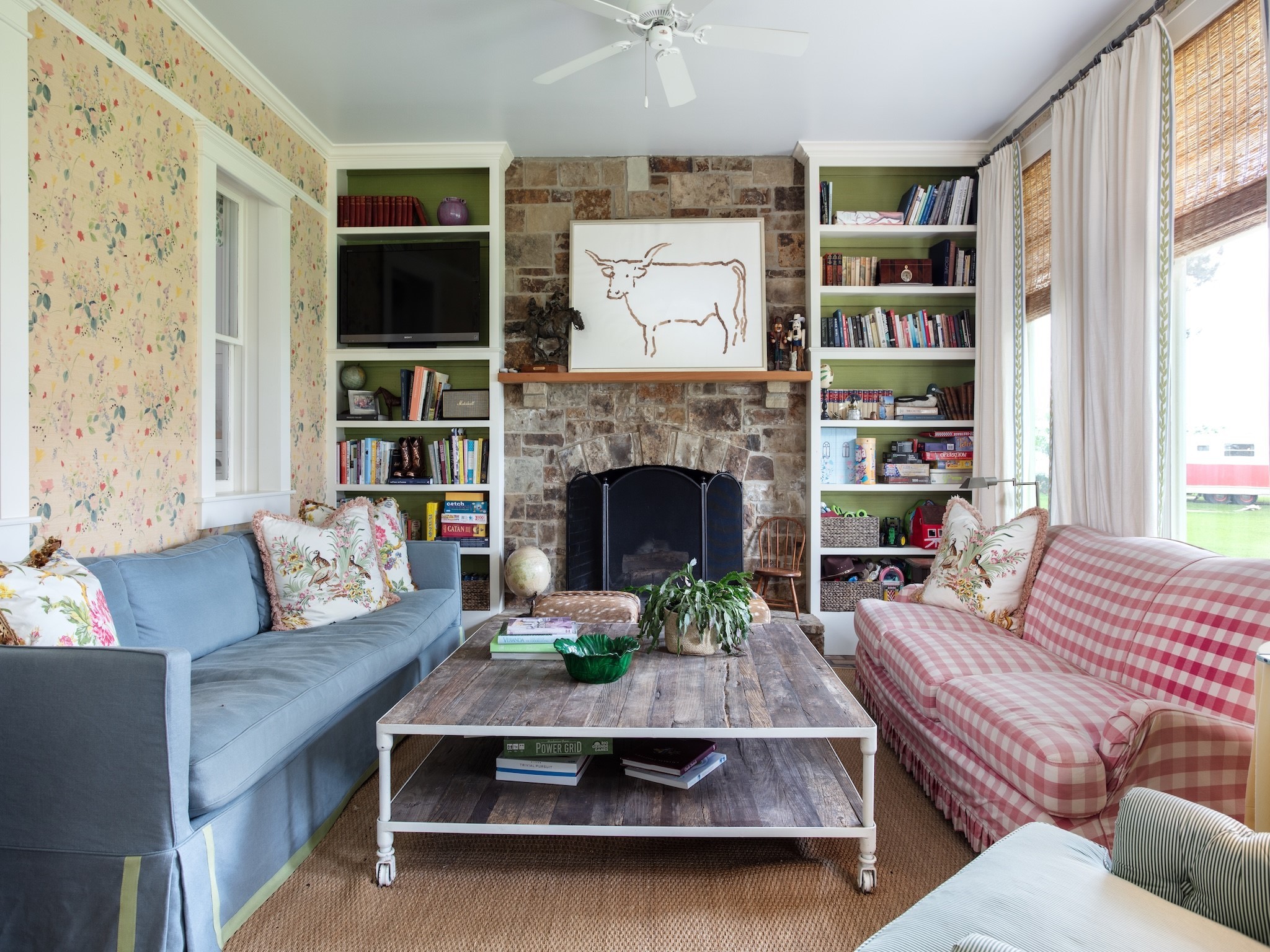 2228 Center Hill Road Bellville, TX 77418 - Photo 28 of 50 Guest house living room