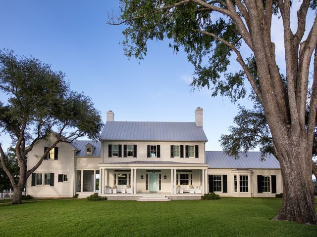 $29,000,000 | 2228 Center Hill Road, Bellville, TX 77418