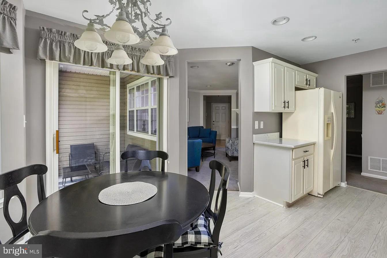 433 Mowat Circle Hamilton, NJ 08690 - Photo 11 of 36 Bright and inviting kitchen space.