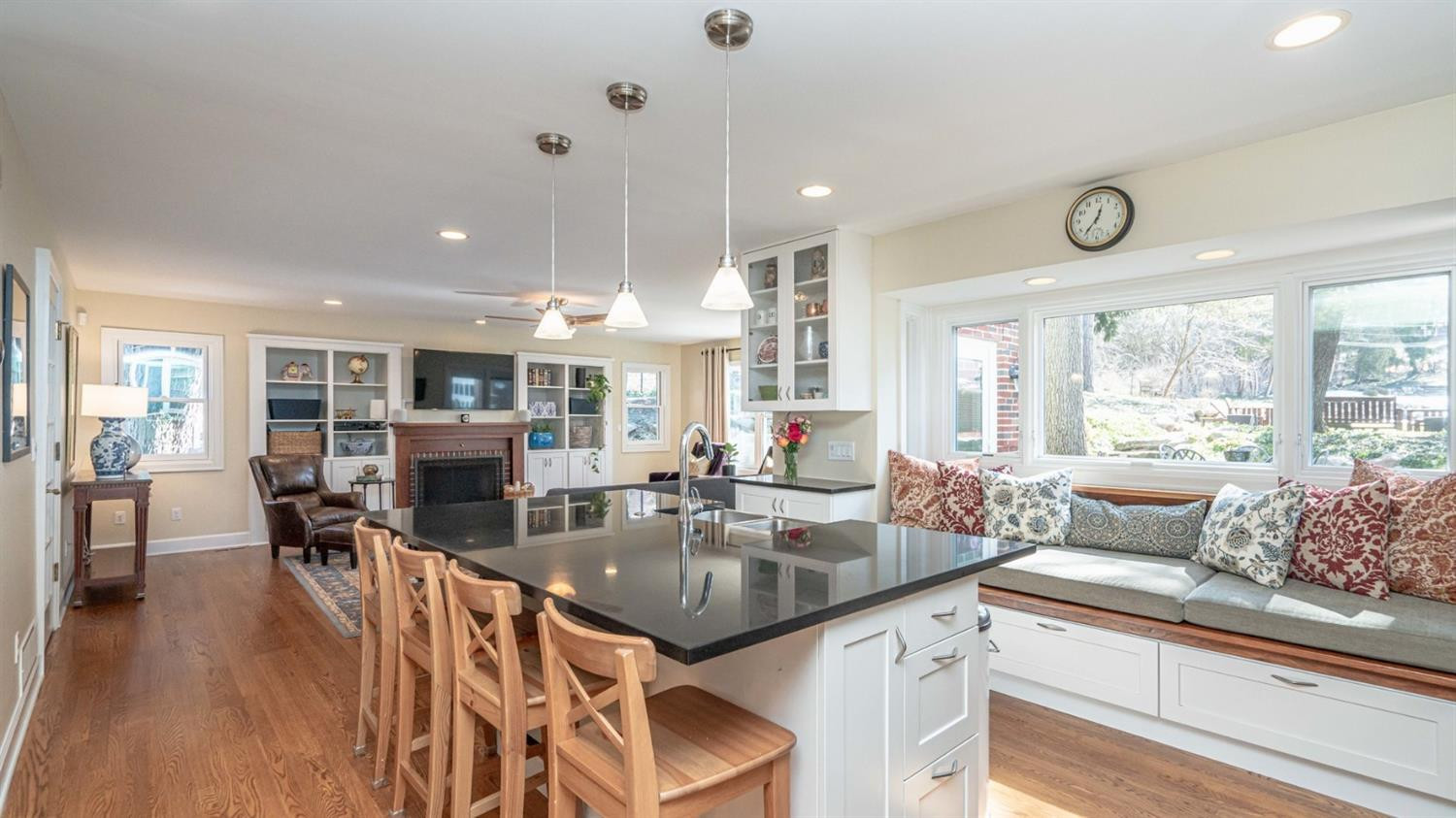 2126 Devonshire Road Ann Arbor, MI 48104 - Photo 20 of 90 Photo 20