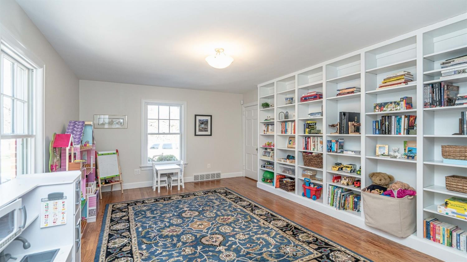 2126 Devonshire Road Ann Arbor, MI 48104 - Photo 34 of 90 Photo 34