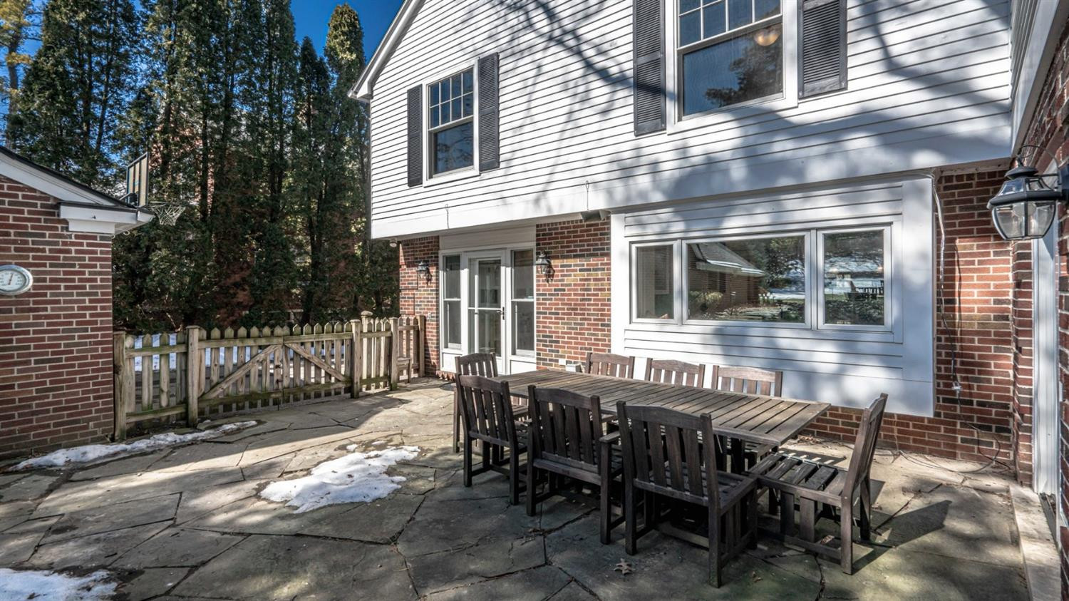 2126 Devonshire Road Ann Arbor, MI 48104 - Photo 82 of 90 Photo 82