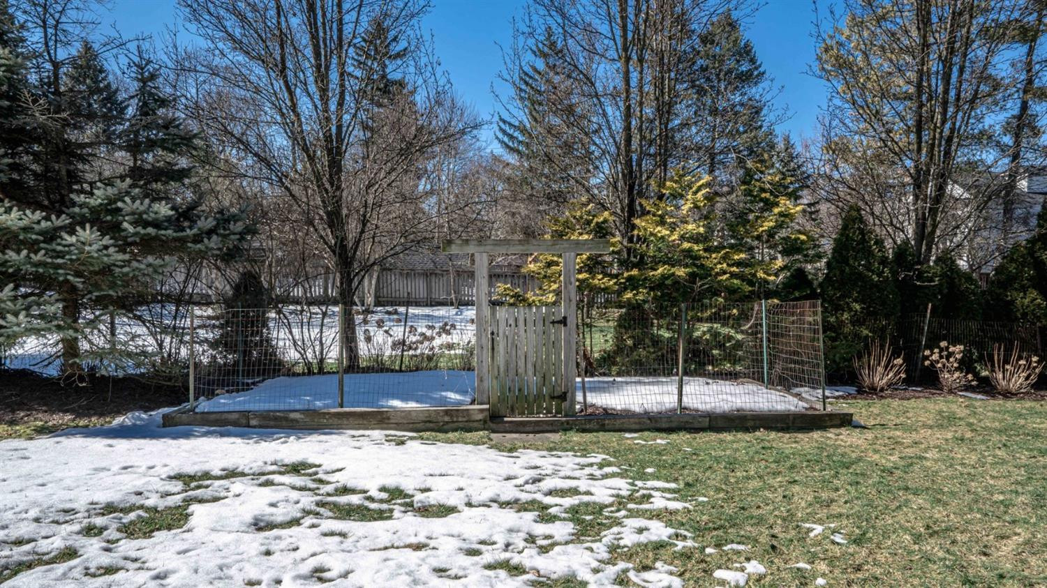 2126 Devonshire Road Ann Arbor, MI 48104 - Photo 84 of 90 Photo 84