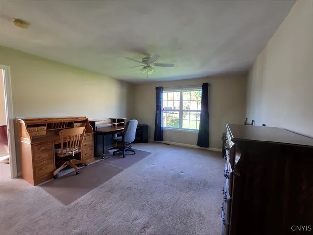 $280,000 | 129 Slindes Wood Circle, Cicero, NY 13212