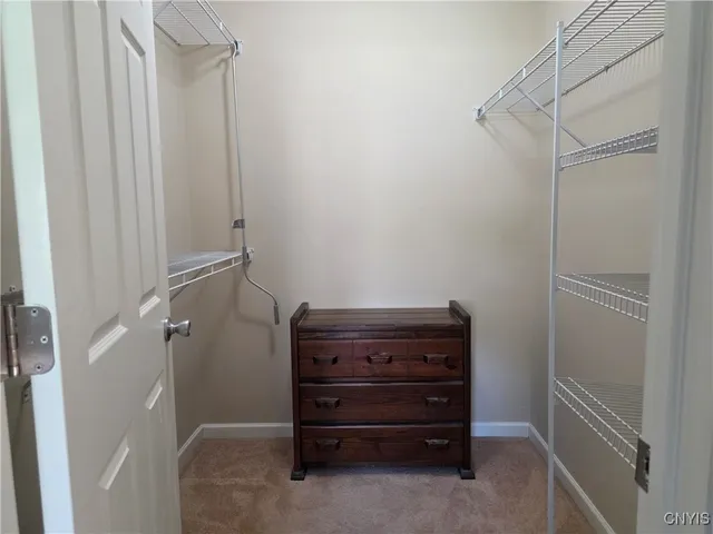 $280,000 | 129 Slindes Wood Circle, Cicero, NY 13212