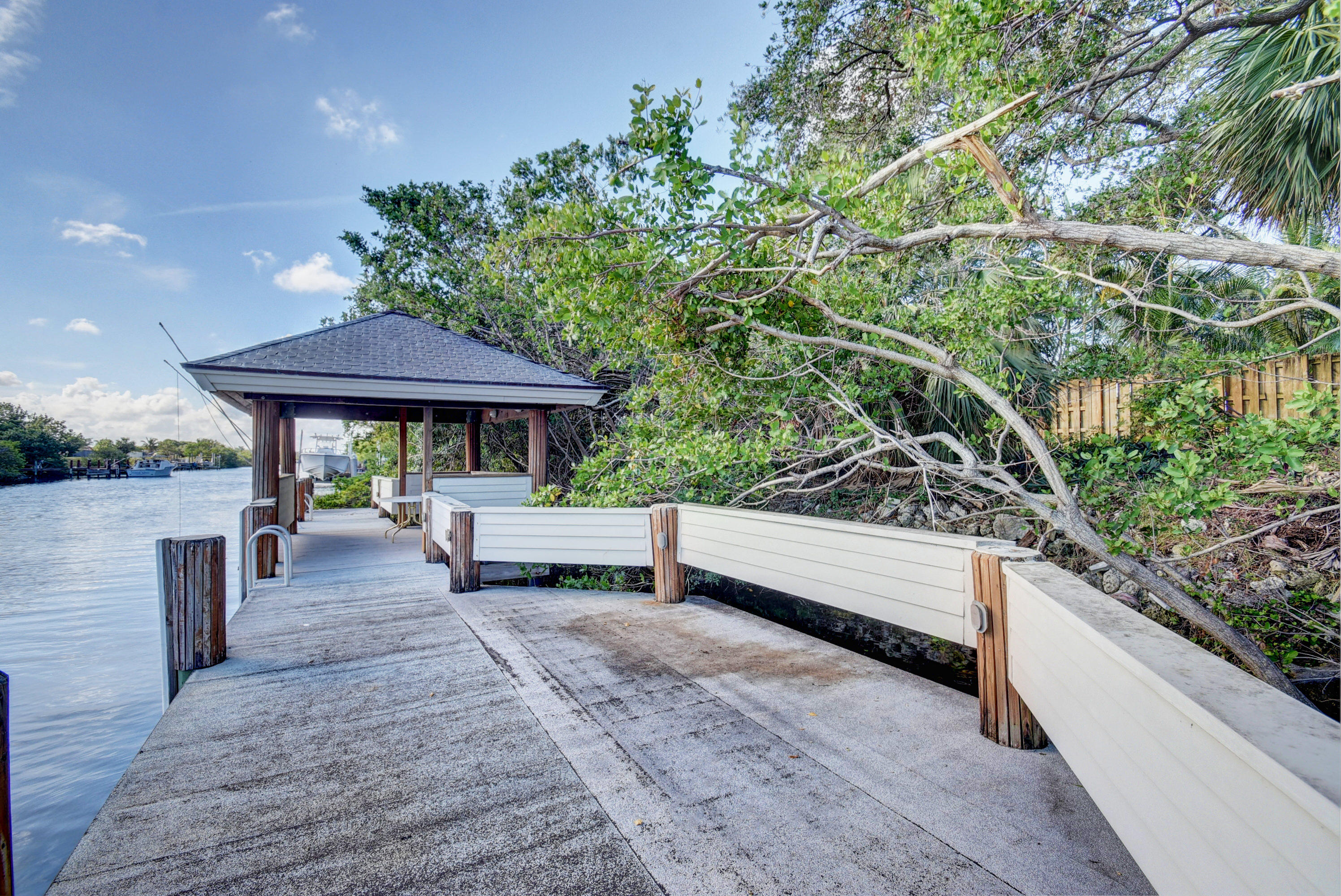 910 Southwest 21st Lane Boca Raton, FL 33486 - Photo 57 of 70 Lots of Space on the Dock