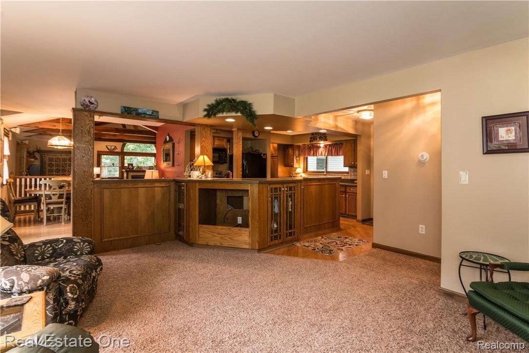 9380 Earhart Road South Lyon, MI 48178 - Photo 12 of 70 _AUG1025.jpg