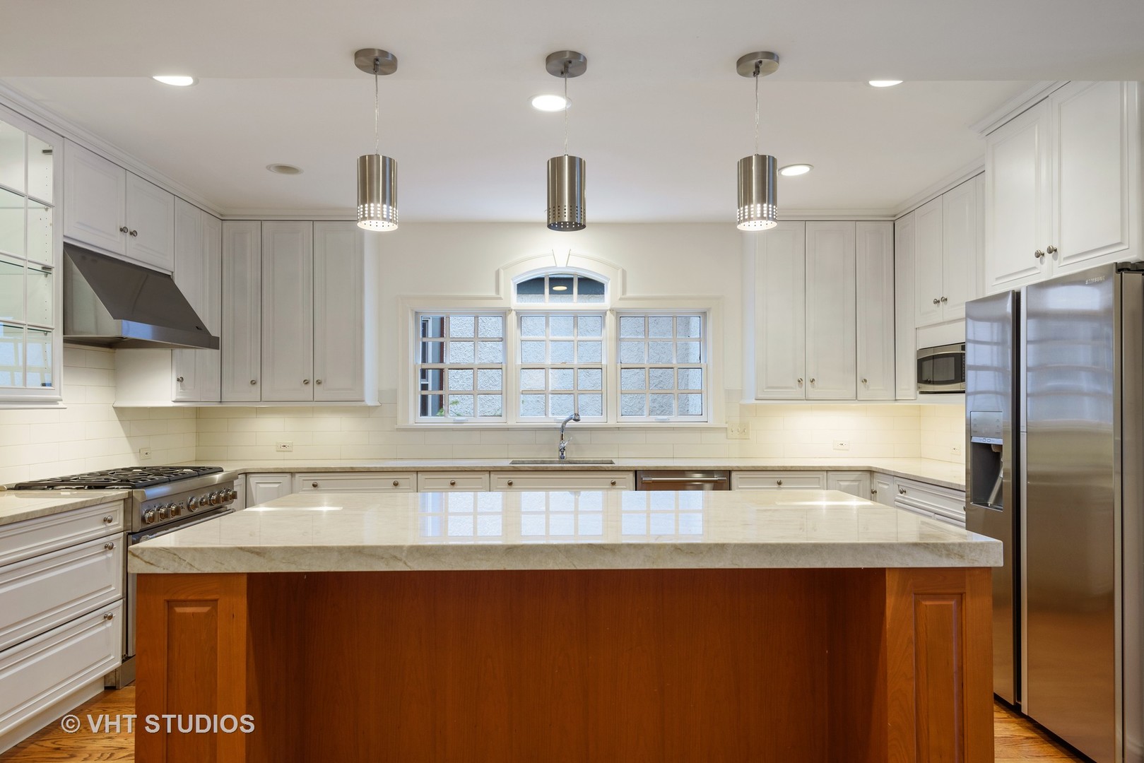 618 Central Avenue Wilmette, IL 60091 - Photo 8 of 29