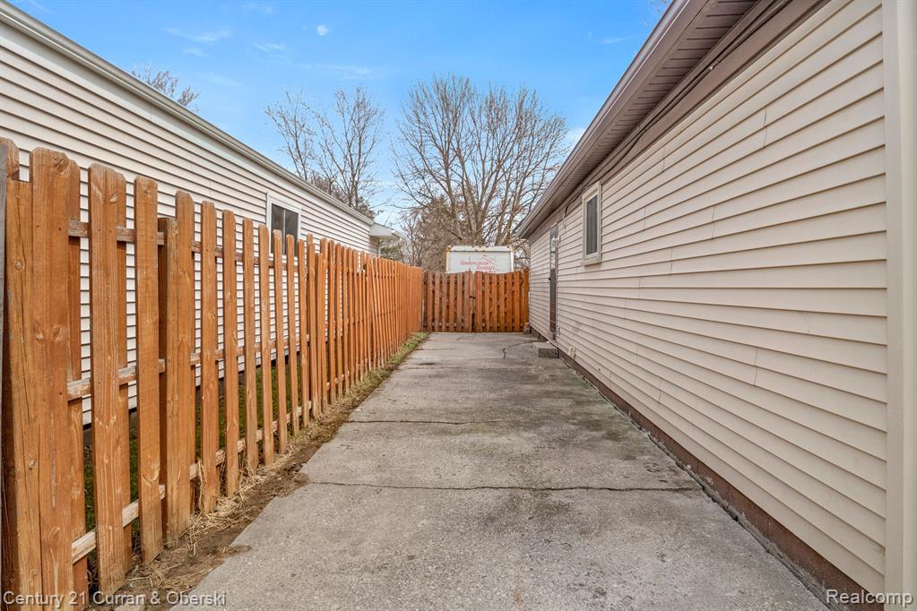 20136 West Point Romulus, MI 48174 - Photo 22 of 26