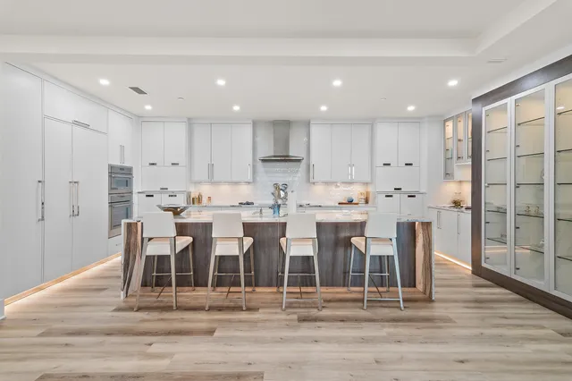 $1,550,000 | 404 Kelly Plantation Drive, Unit 605, Destin, FL 32541