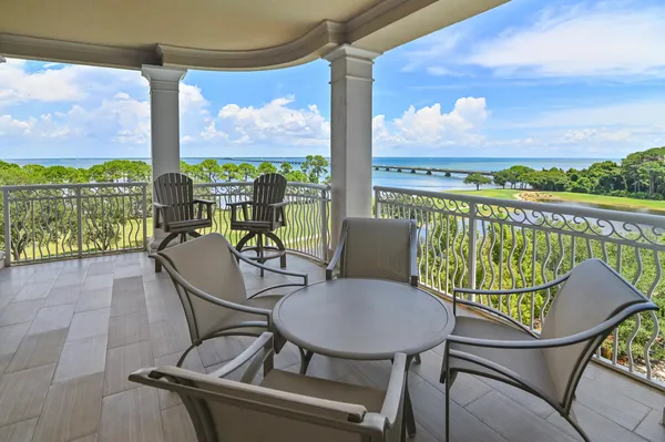 $1,550,000 | 404 Kelly Plantation Drive, Unit 605, Destin, FL 32541