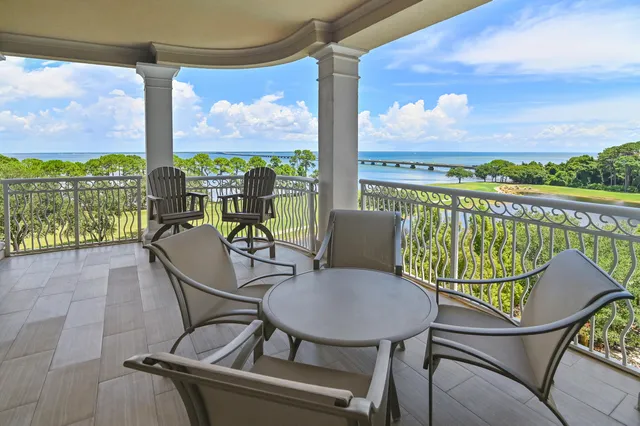 $1,550,000 | 404 Kelly Plantation Drive, Unit 605, Destin, FL 32541