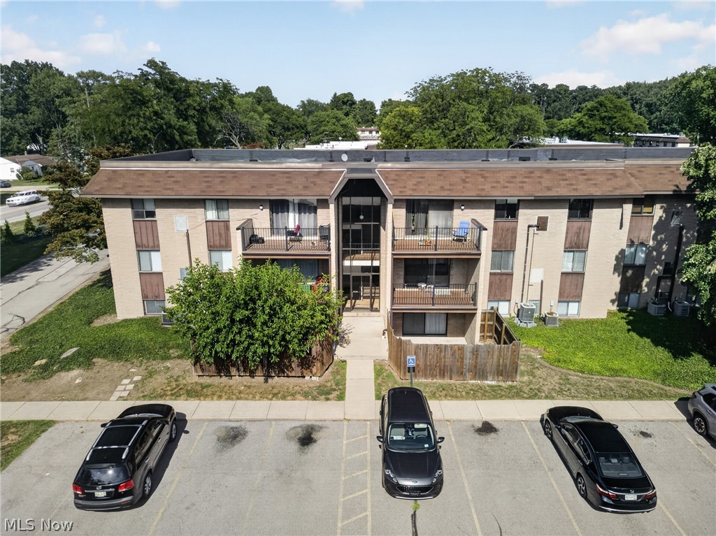 9956 Johnnycake Ridge Road, Unit N2 Painesville, OH 44077 - Photo 3 of 50 Gallery Image 3