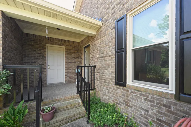 a view of entrance door of the house