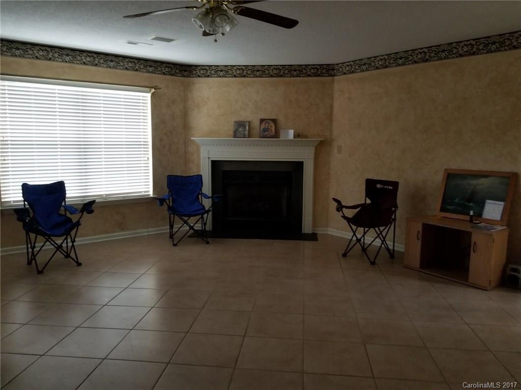305 Saunders Road Troy, NC 27371 - Photo 5 of 11 Gallery Image 5