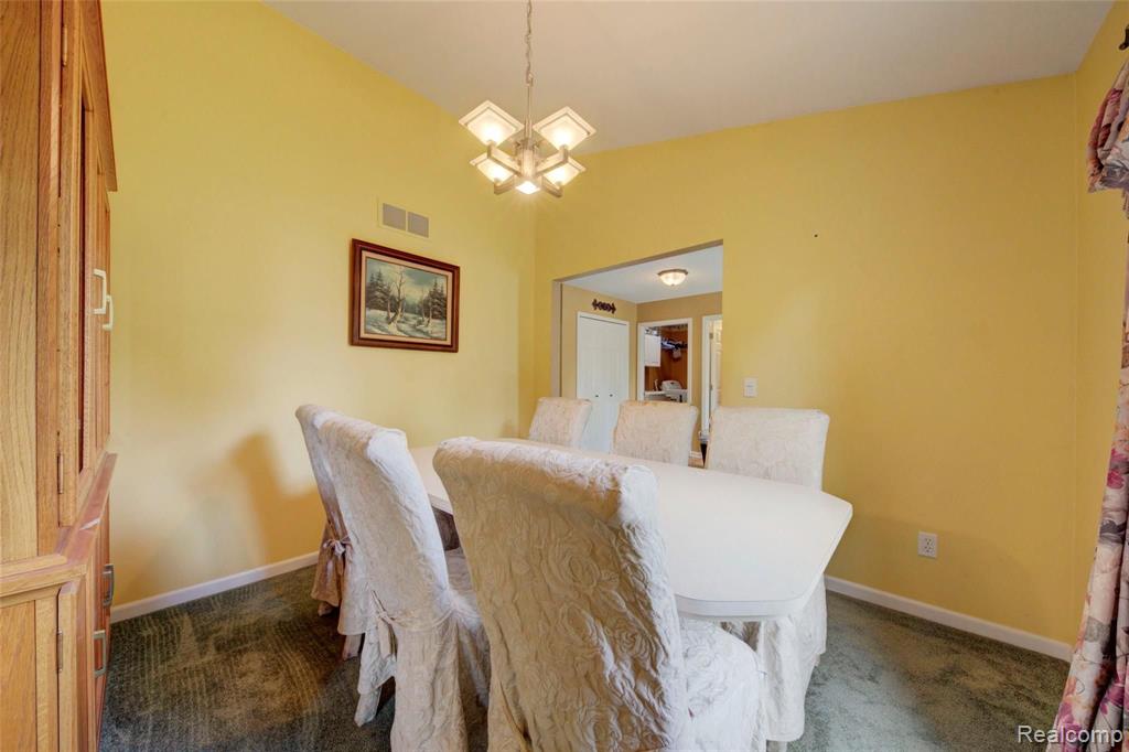 2501 Clivedon Road Howell, MI 48843 - Photo 9 of 74