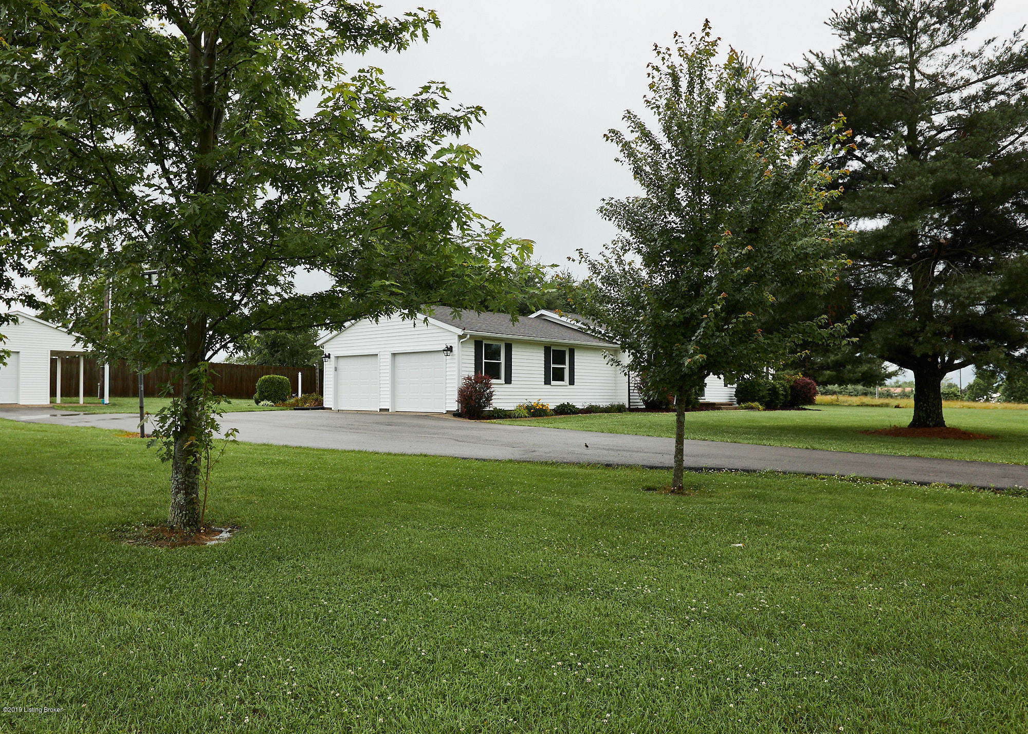 207 Morton Ridge Road Bedford, KY 40006 - Photo 2 of 24 207 Morton Ridge Rd