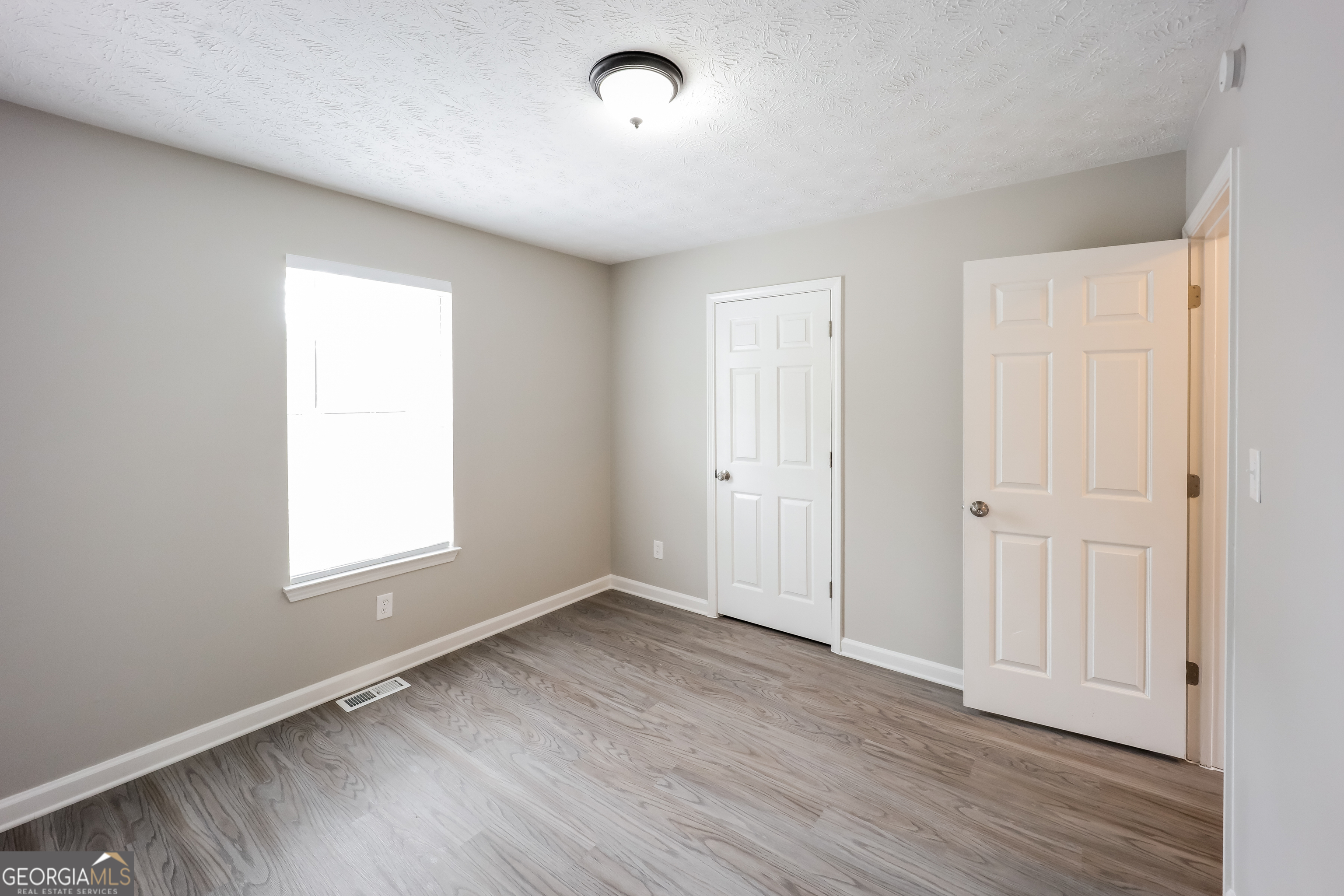 334 Barr Circle Rex, GA 30273 - Photo 11 of 16