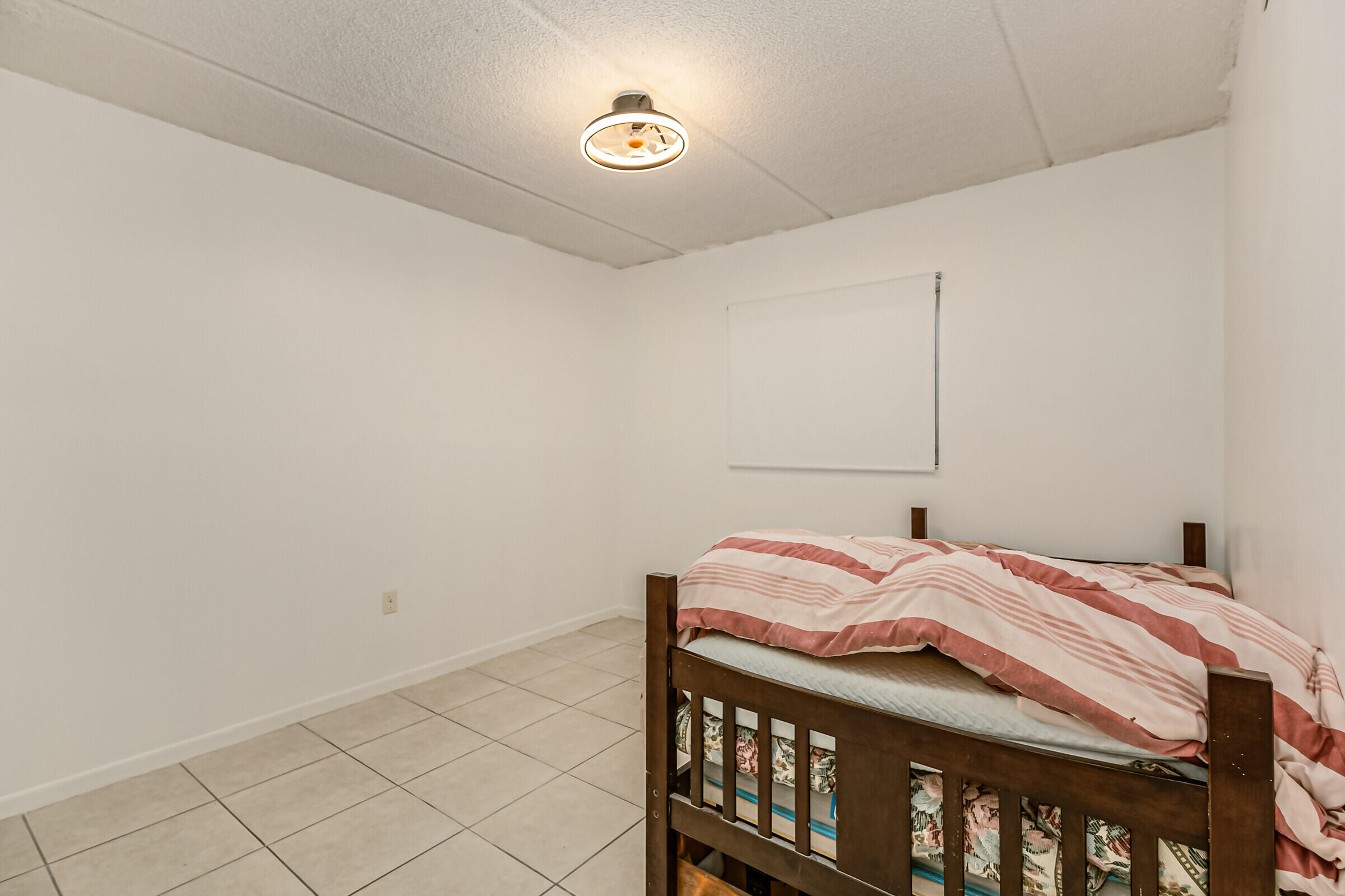 720 Ridge Club Drive, Unit 43 Melbourne, FL 32934 - Photo 19 of 27 Bedroom 2