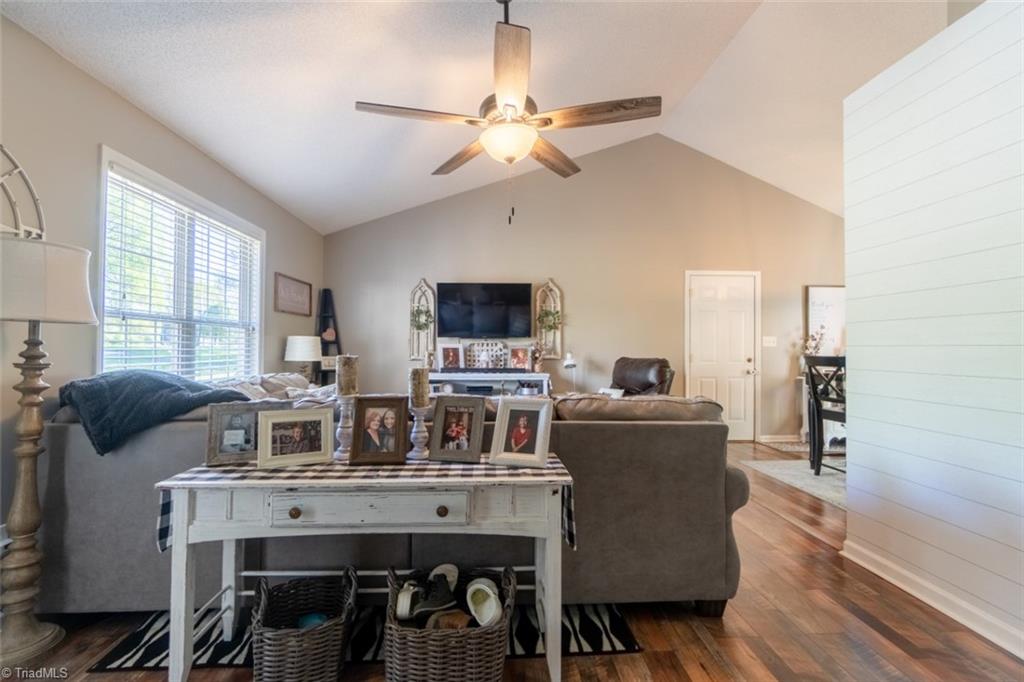 1104 East Meadow Road Eden, NC 27288 - Photo 3 of 23 Gallery Image 3