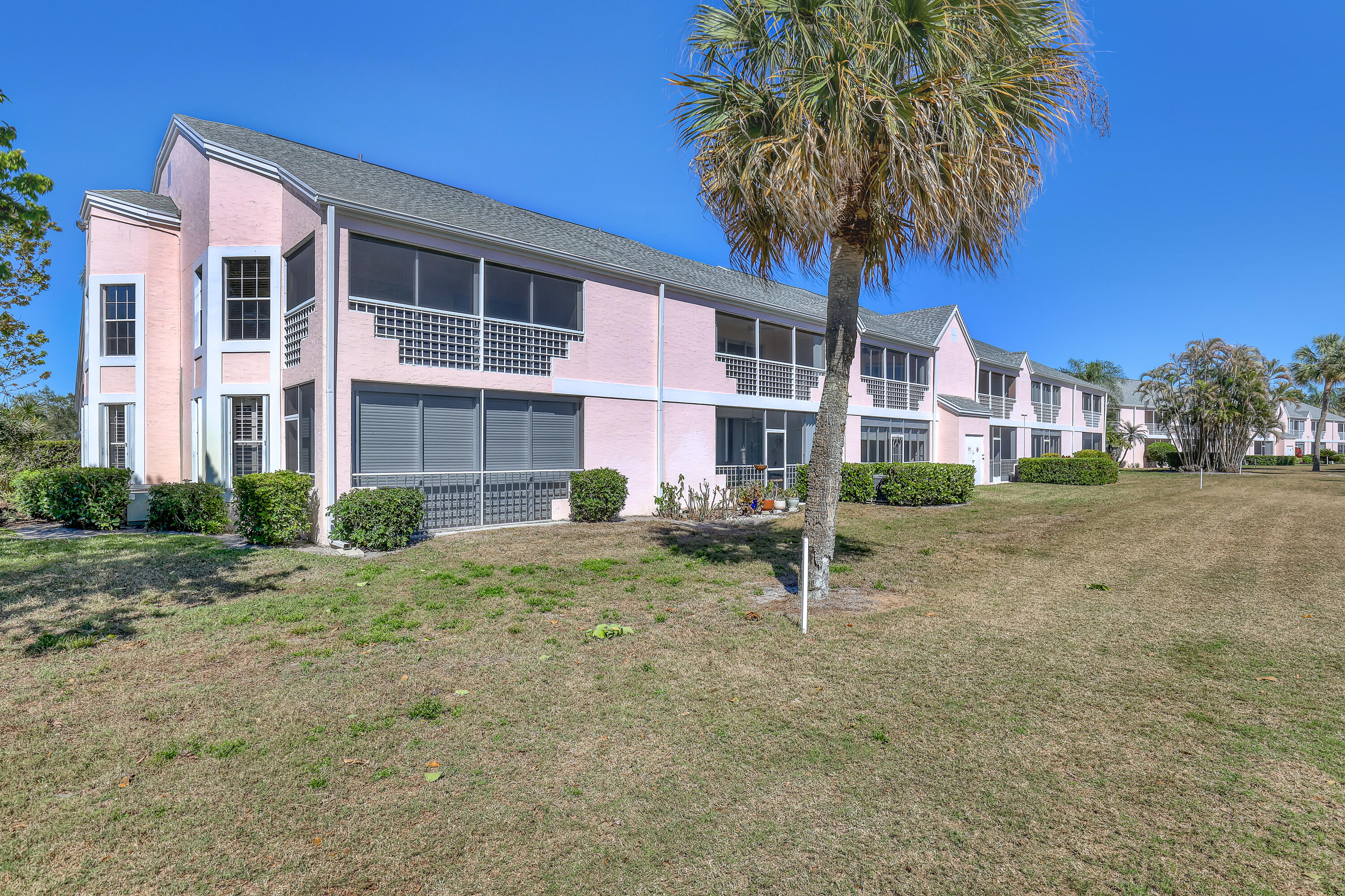 402 Muirfield Court, Unit 402D Jupiter, FL 33458 - Photo 28 of 44 402 Muirfield #402D (30)