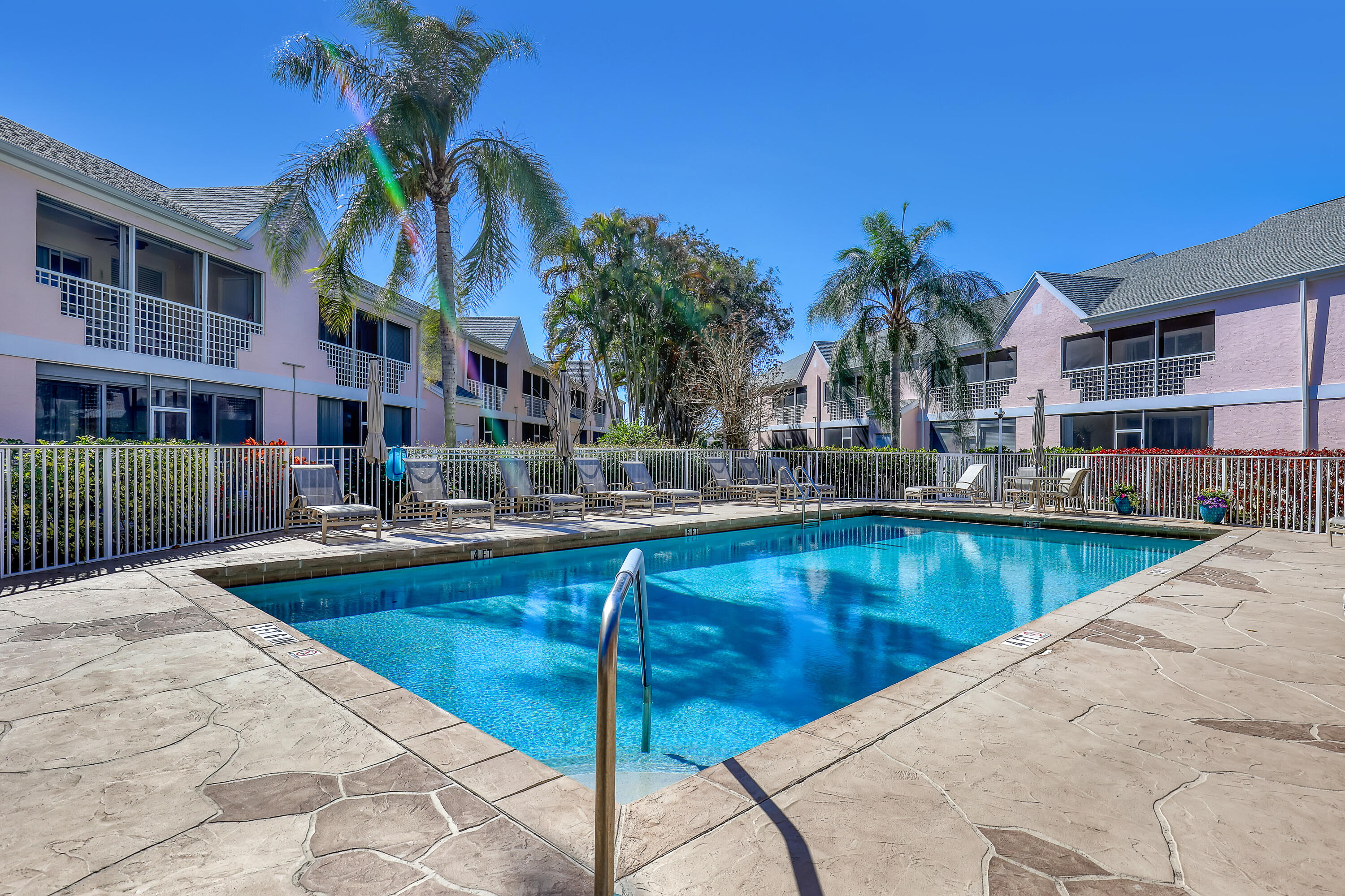 402 Muirfield Court, Unit 402D Jupiter, FL 33458 - Photo 33 of 44 402 Muirfield #402D (35)