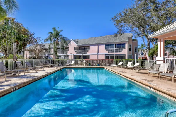 $340,000 | 402 Muirfield Court, Unit 402D, Jupiter, FL 33458