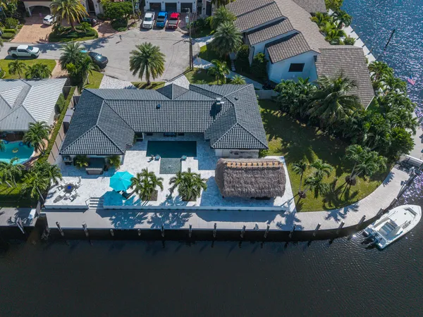 $3,999,000 | 3711 Northeast 28th Avenue, Lighthouse Point, FL 33064
