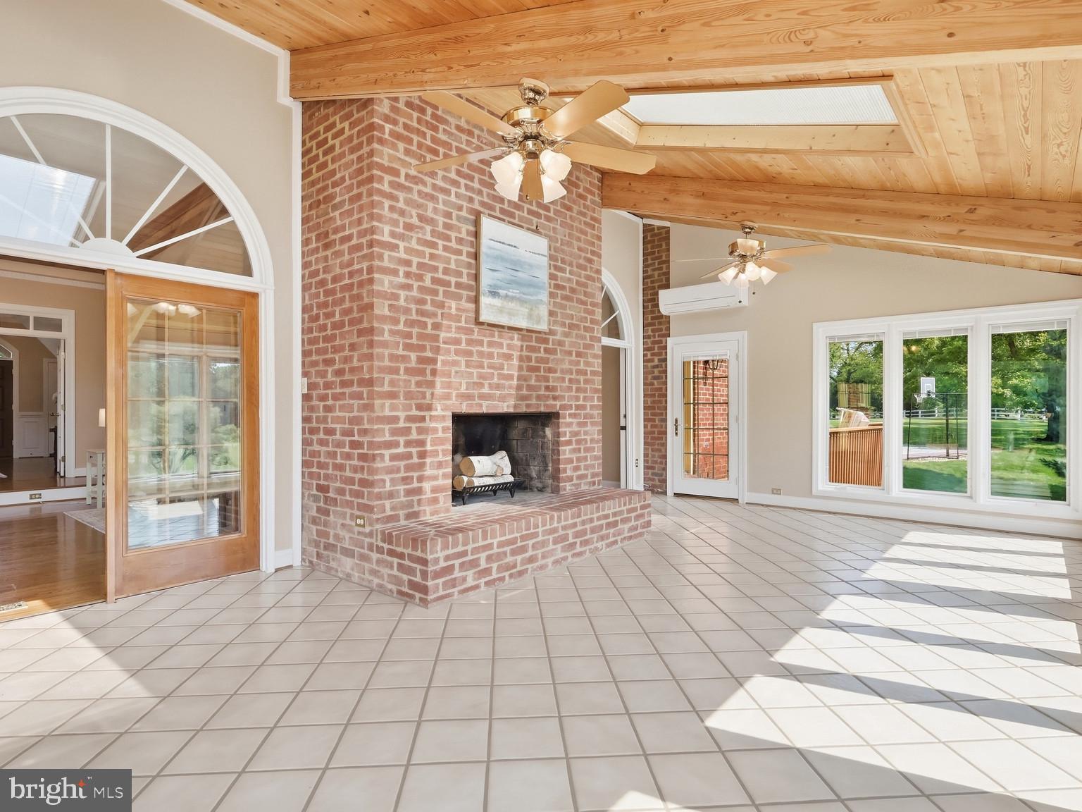 6700 Clifton Road Clifton, VA 20124 - Photo 26 of 125 Sunroom