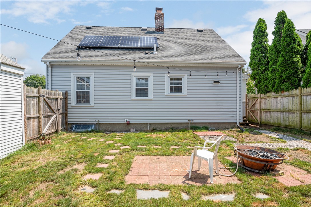 129 Rosemere Road Pawtucket, RI 02861 - Photo 23 of 29 Gallery Image 23