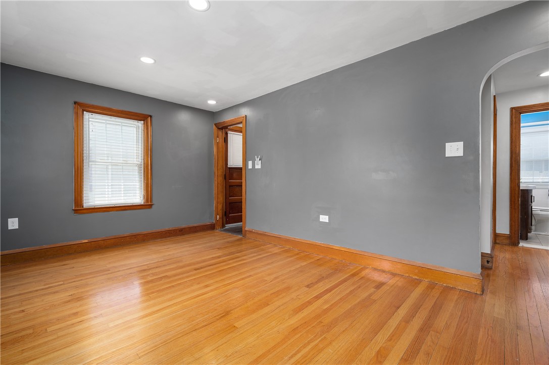 129 Rosemere Road Pawtucket, RI 02861 - Photo 8 of 29 Gallery Image 8