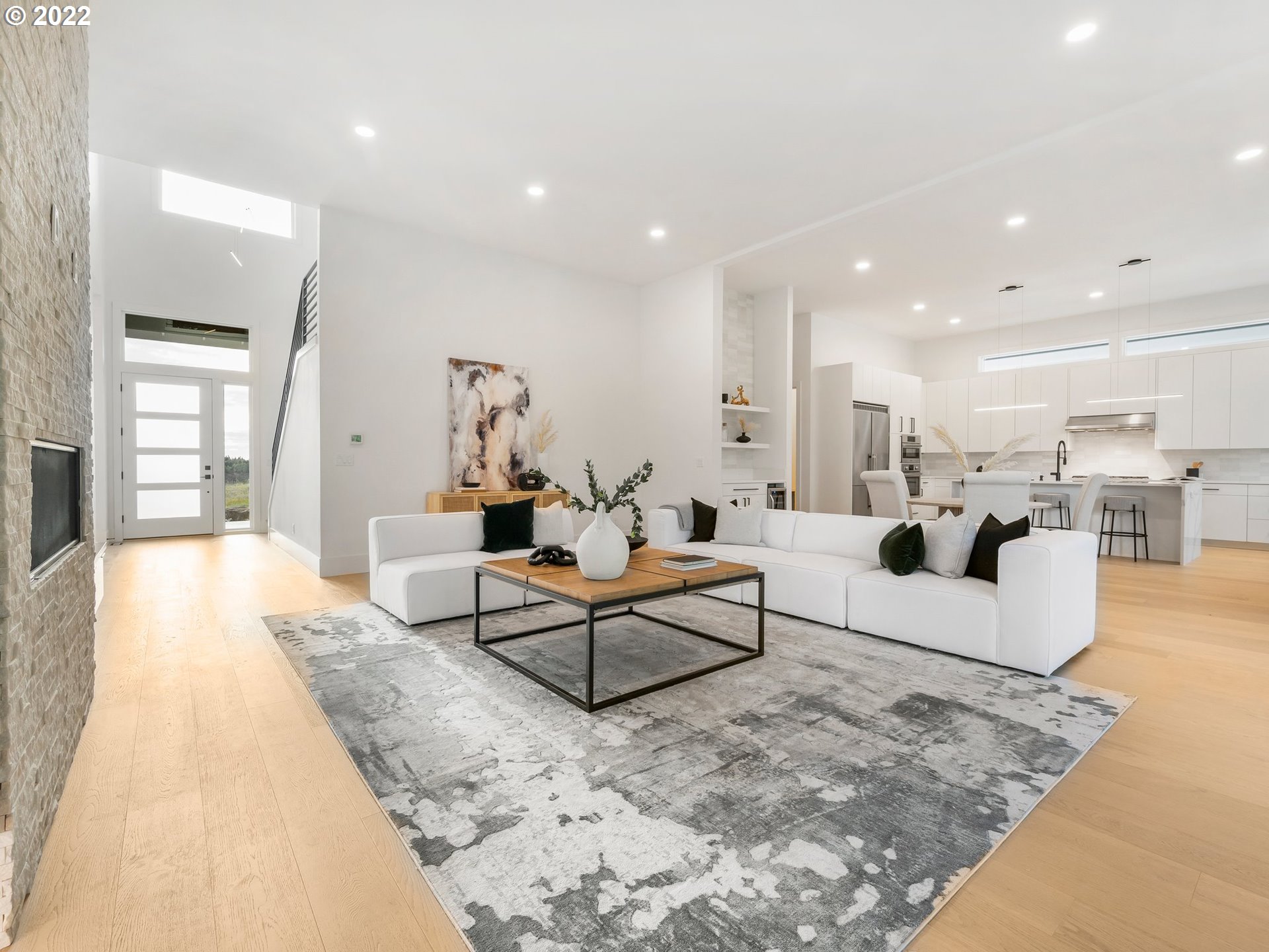 4713 Southeast Ascension Drive Camas, WA 98607 - Photo 4 of 32 a living room with furniture and kitchen view