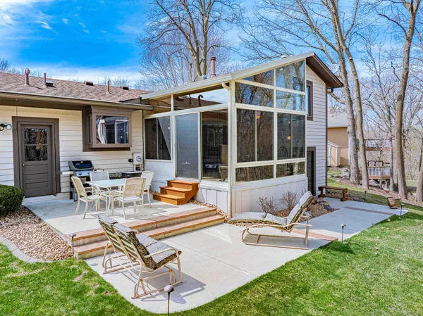 $464,900 | 112117 Haering Circle, Chaska, MN 55318