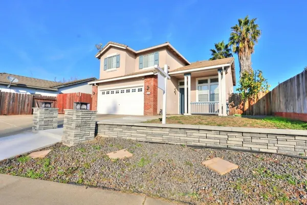$489,000 | 975 Rossburn Way, Galt, CA 95632