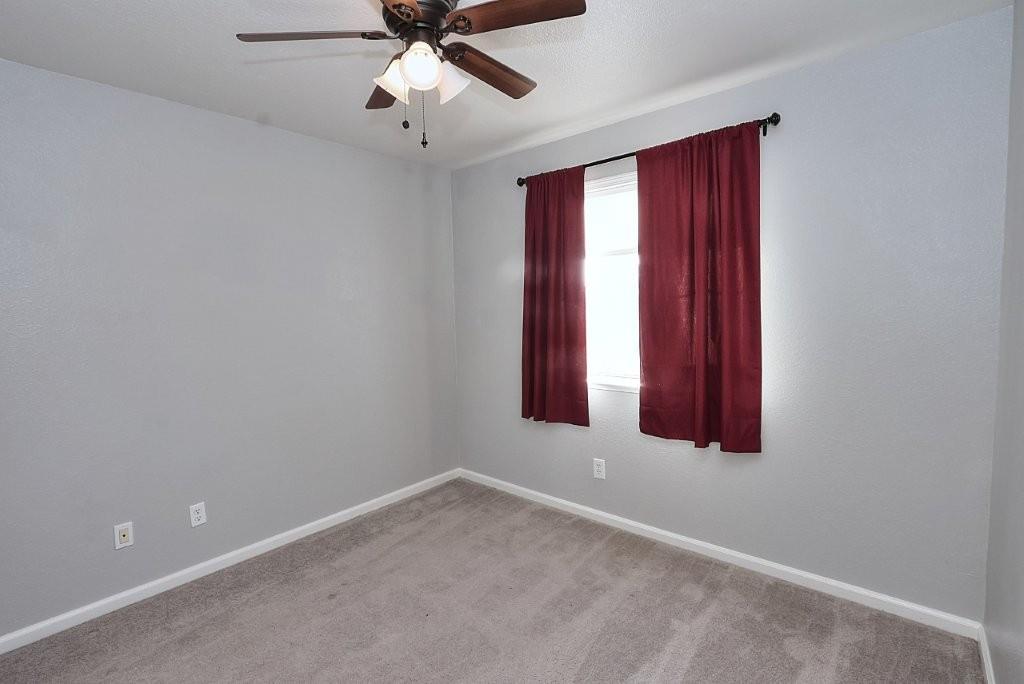 975 Rossburn Way Galt, CA 95632 - Photo 31 of 69