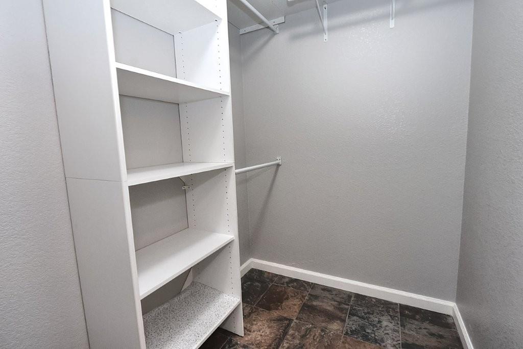 975 Rossburn Way Galt, CA 95632 - Photo 46 of 69