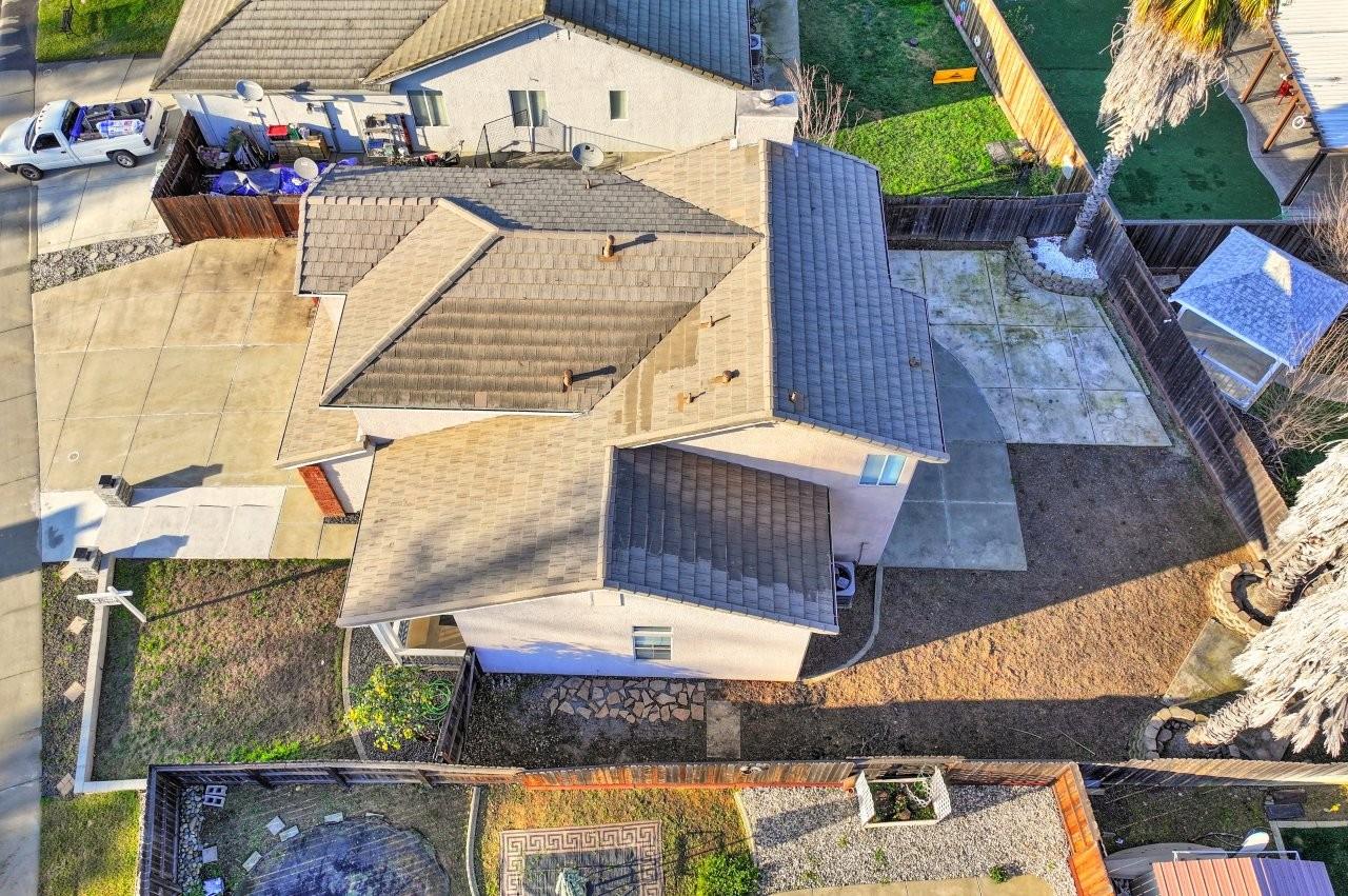 975 Rossburn Way Galt, CA 95632 - Photo 68 of 69