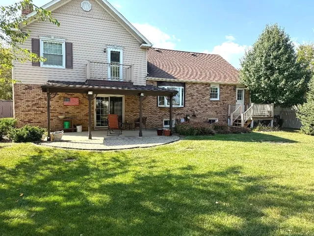 $449,900 | 16401 Tanbark Drive, Tinley Park, IL 60477