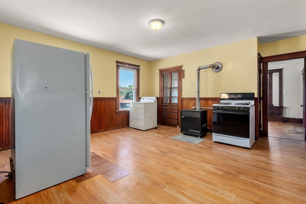 6 Indiana Street Worcester, MA 01604 - Photo 17 of 42 Gallery Image 17