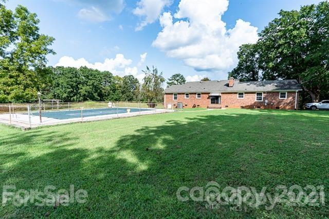 1760 Faith Road Salisbury, NC 28146 - Photo 4 of 38 Gallery Image 4