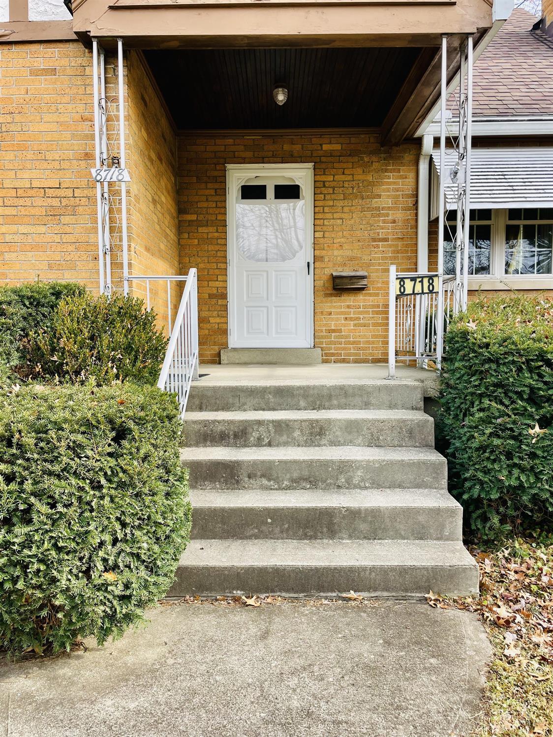 8718 Plainfield Road Cincinnati, OH 45236 - Photo 2 of 26 Gallery Image 2