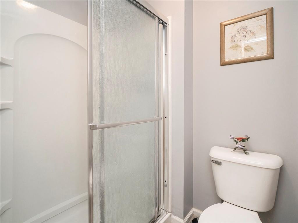2194 Hoskins Road Burlington, NC 27215 - Photo 26 of 36 Gallery Image 26