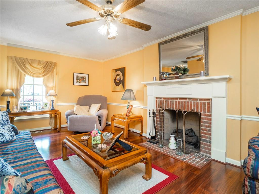 2194 Hoskins Road Burlington, NC 27215 - Photo 6 of 36 Gallery Image 6