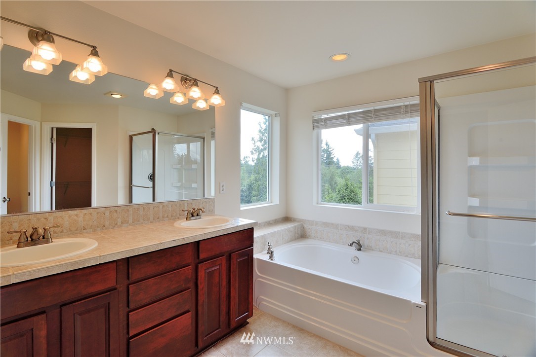 16111 35th Drive Southeast Bothell, WA 98012 - Photo 11 of 20